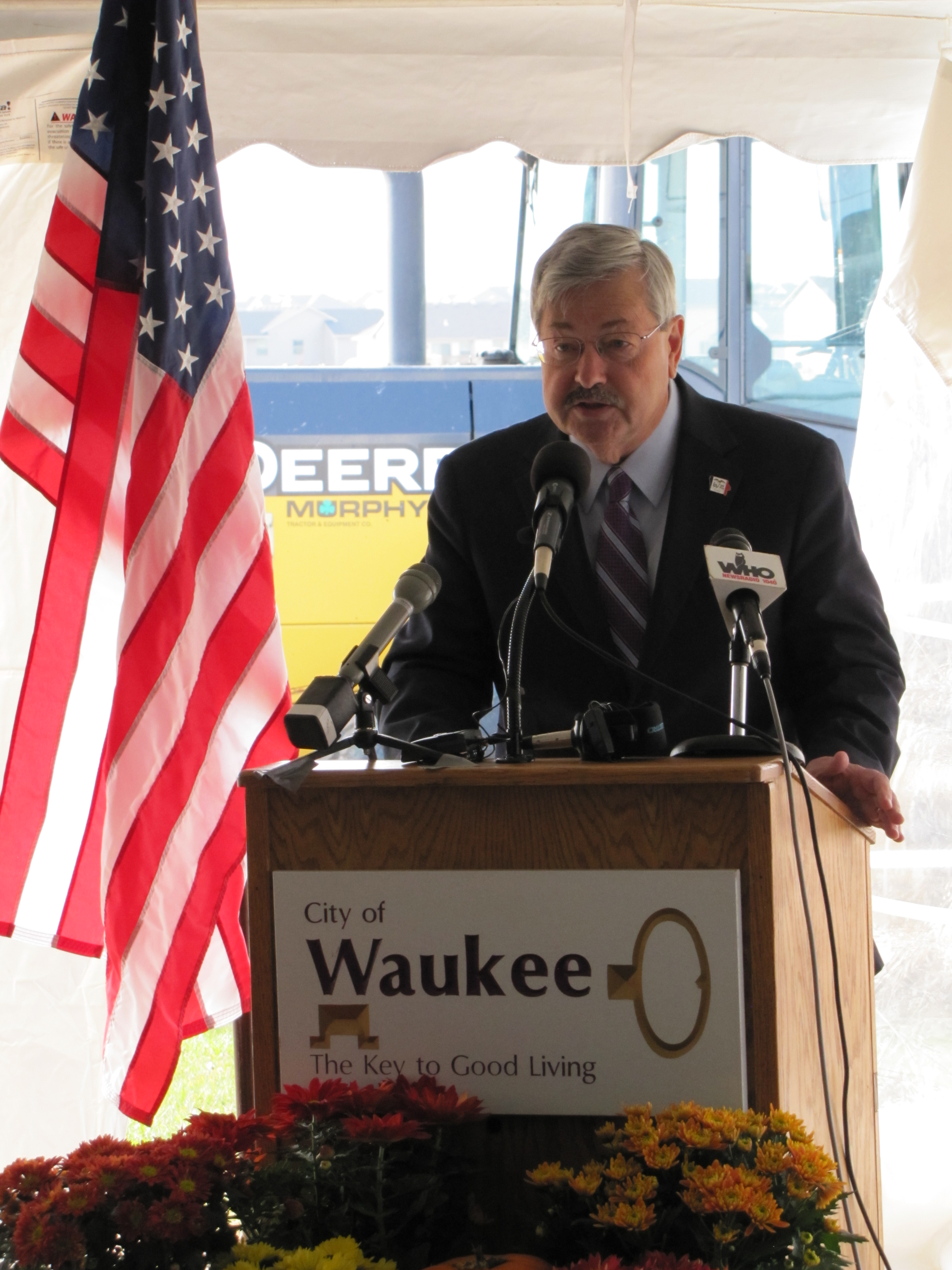 Gov. Branstad speaks
